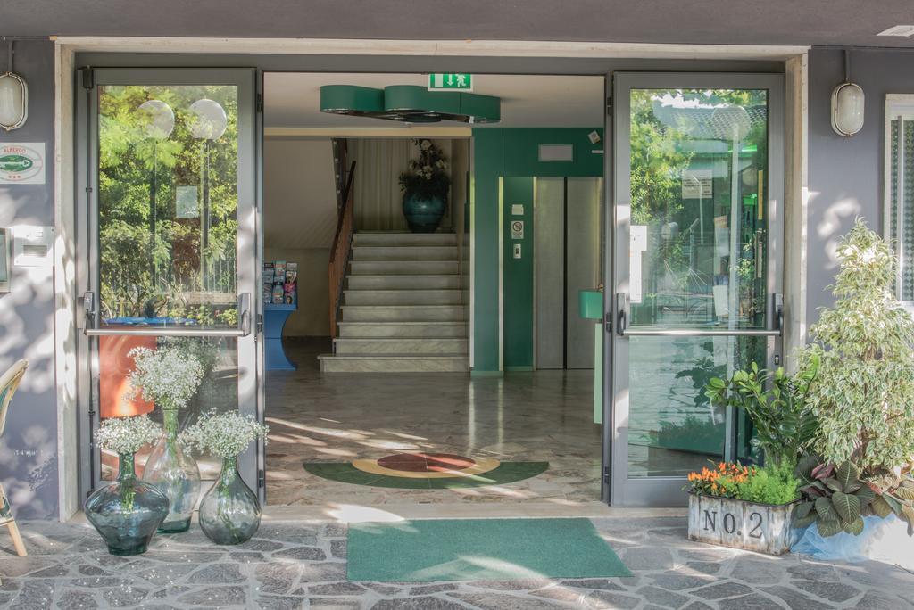 Hotel Mirage بيلاريا-إيجيا مارينا المظهر الخارجي الصورة