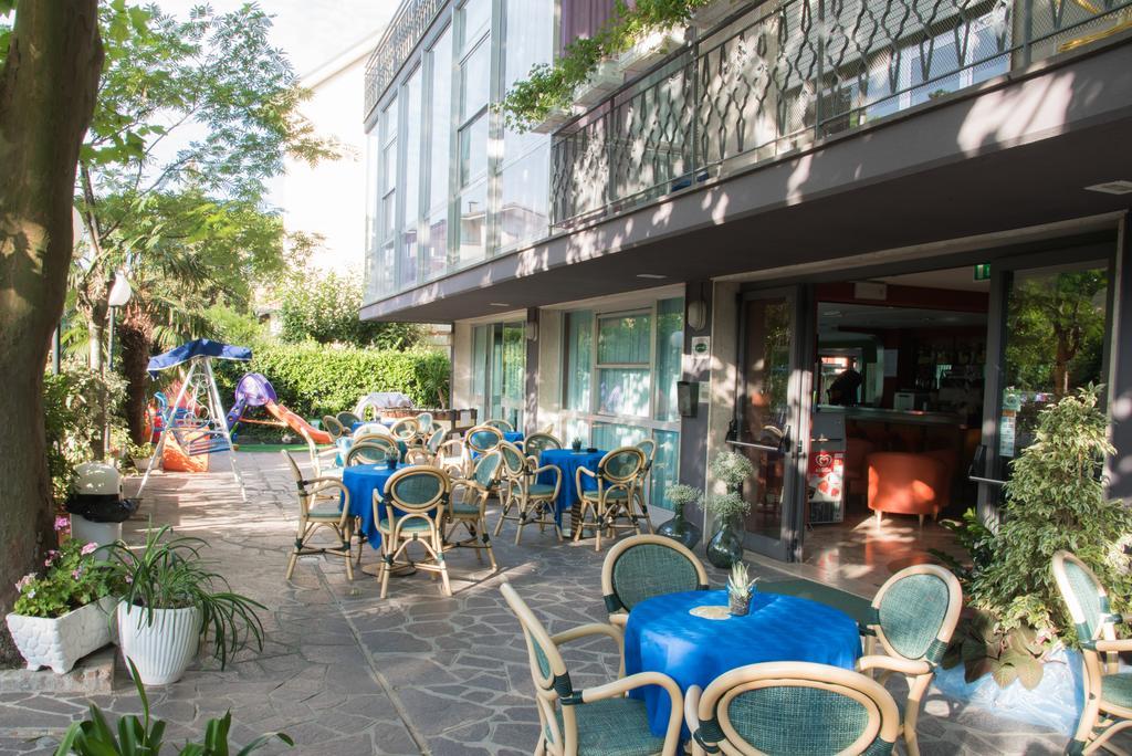 Hotel Mirage بيلاريا-إيجيا مارينا المظهر الخارجي الصورة