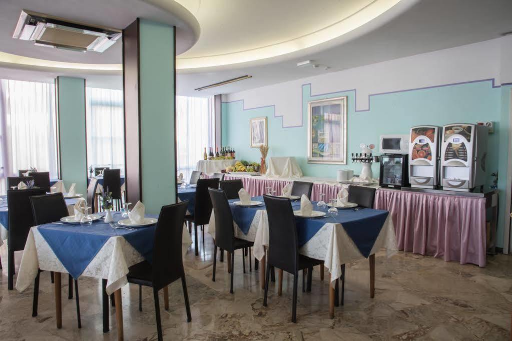 Hotel Mirage بيلاريا-إيجيا مارينا المظهر الخارجي الصورة